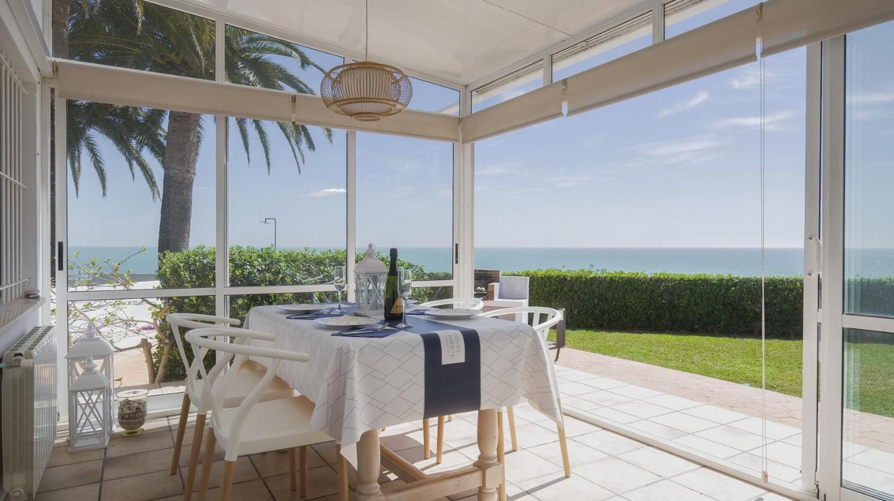Вилла Casa Vesalia A 1A Linea De Mar Con Aa Y Wi-Fi. Винарос Экстерьер фото